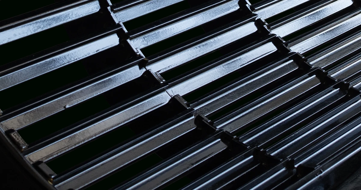 close up of Razors Edge Concaves