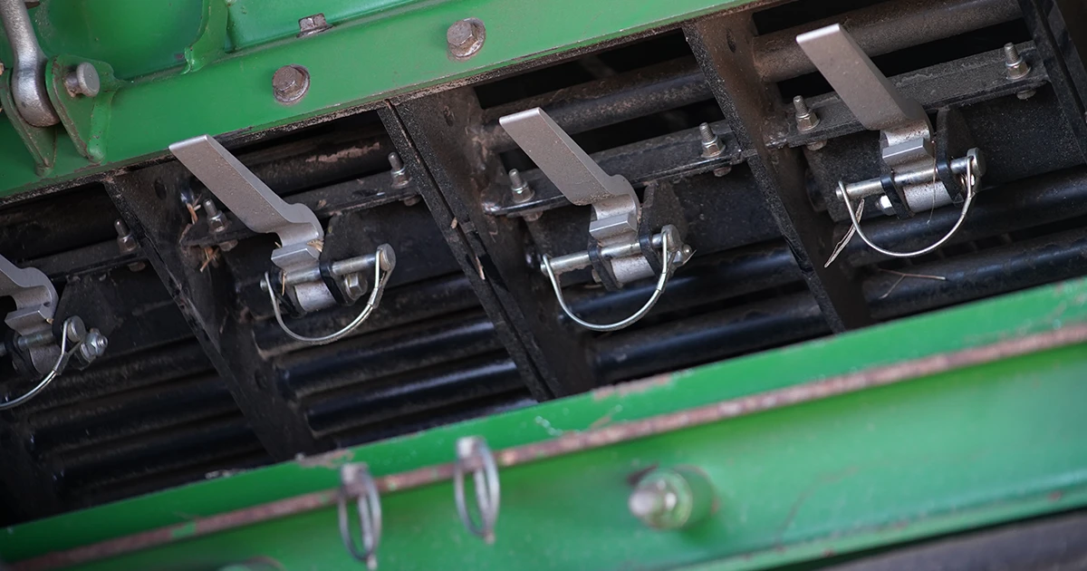 Razors Edge Concaves in John Deere combine